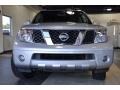 Silver Lightning Metallic - Pathfinder LE Photo No. 3