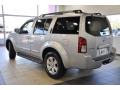 Silver Lightning Metallic - Pathfinder LE Photo No. 6
