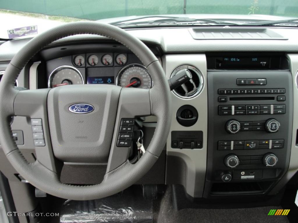 2010 F150 XLT SuperCab - Ingot Silver Metallic / Medium Stone photo #26