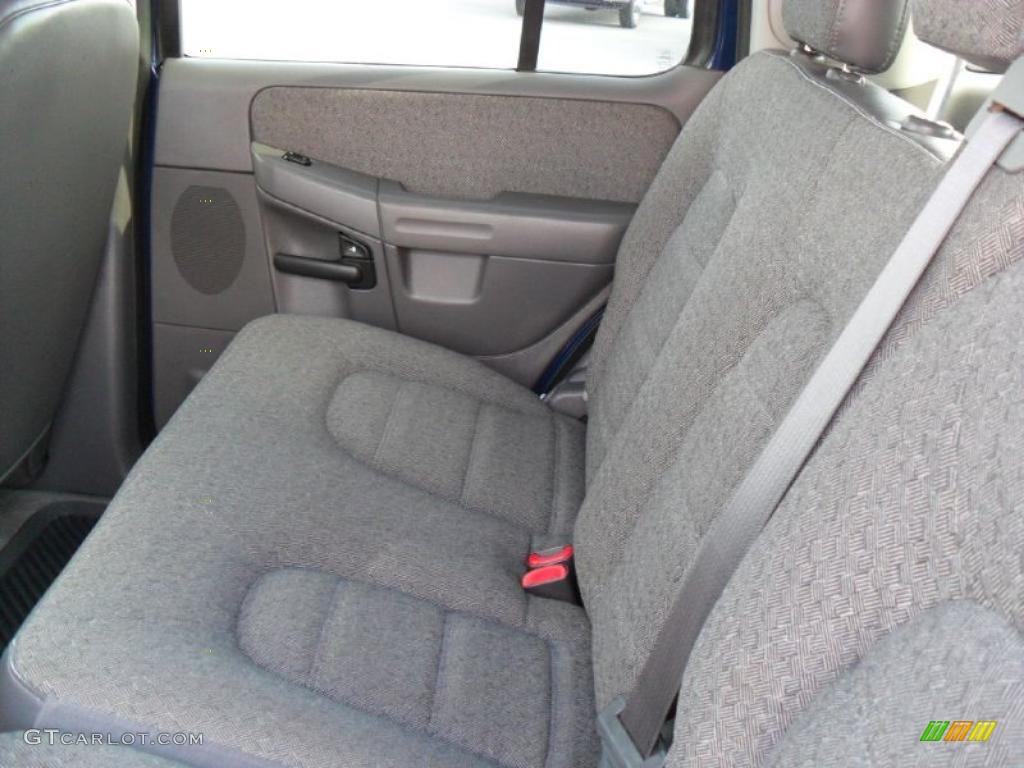 2004 Explorer XLS 4x4 - Dark Blue Pearl Metallic / Graphite photo #14