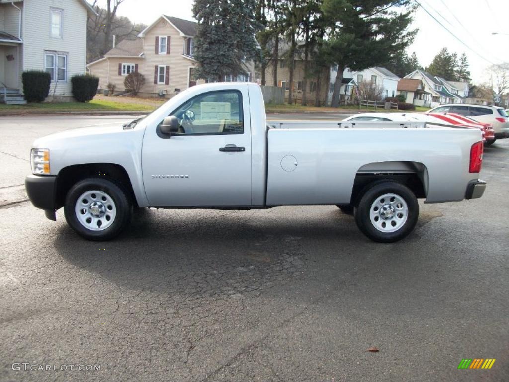 2011 Silverado 1500 Regular Cab - Sheer Silver Metallic / Dark Titanium photo #5