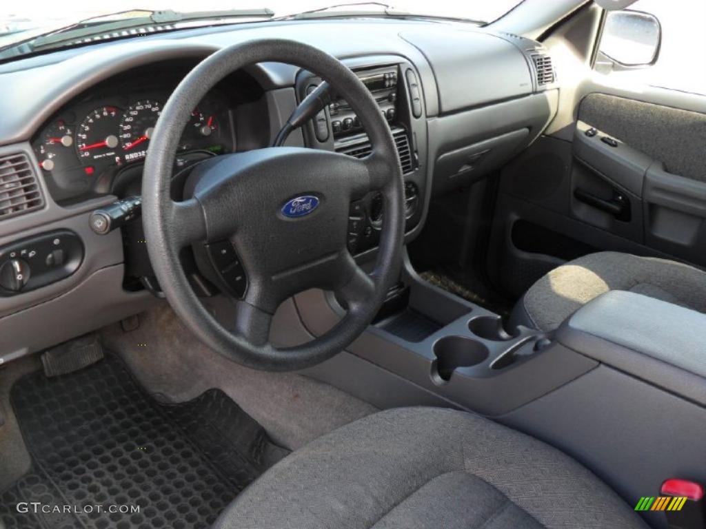 2004 Explorer XLS 4x4 - Dark Blue Pearl Metallic / Graphite photo #25
