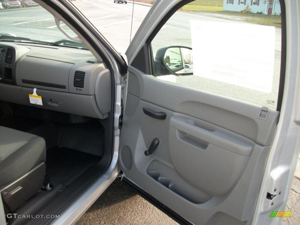 2011 Silverado 1500 Regular Cab - Sheer Silver Metallic / Dark Titanium photo #15