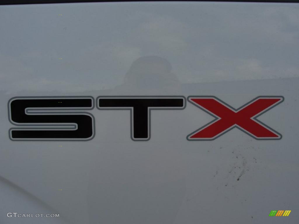 2010 F150 STX SuperCab - Oxford White / Medium Stone photo #14
