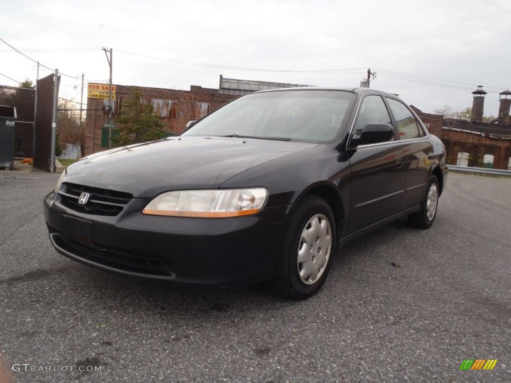 Nighthawk Black Pearl 2000 Honda Accord LX Sedan Exterior Photo #40457477