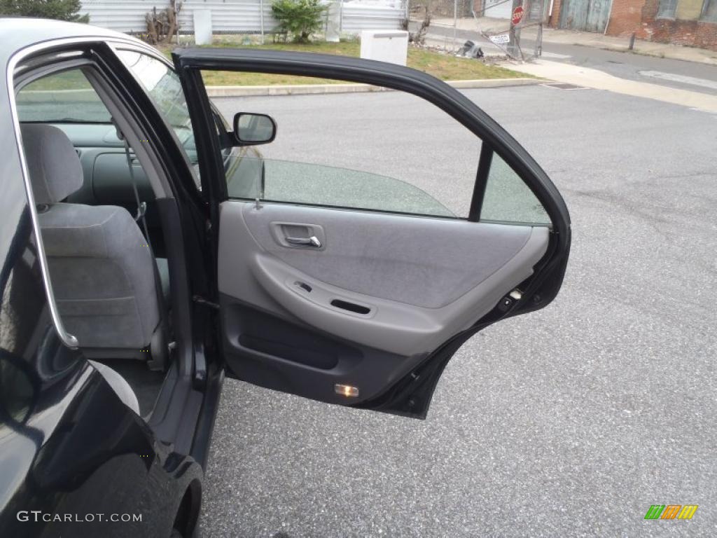 2000 Honda Accord LX Sedan Quartz Door Panel Photo #40457825
