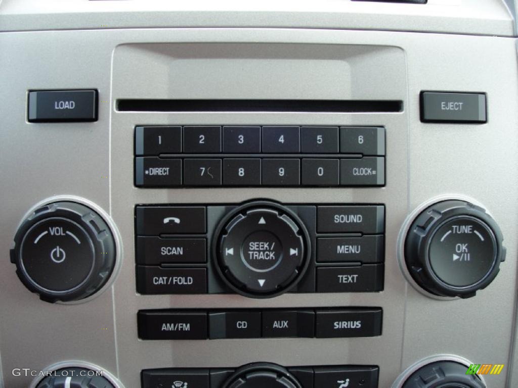 2011 Ford Escape XLT V6 Controls Photo #40460154
