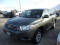 Cypress Green Pearl - Highlander  Photo No. 1