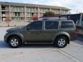 2005 Canteen Green Metallic Nissan Pathfinder SE  photo #2