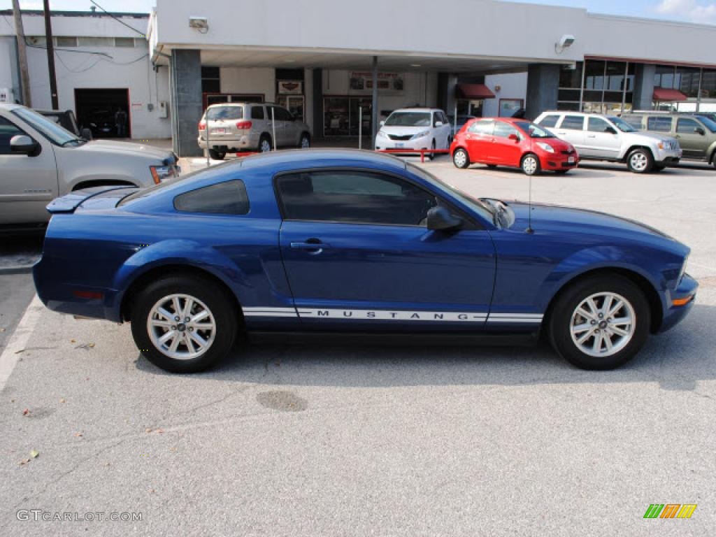 2008 Mustang V6 Deluxe Coupe - Vista Blue Metallic / Dark Charcoal photo #5