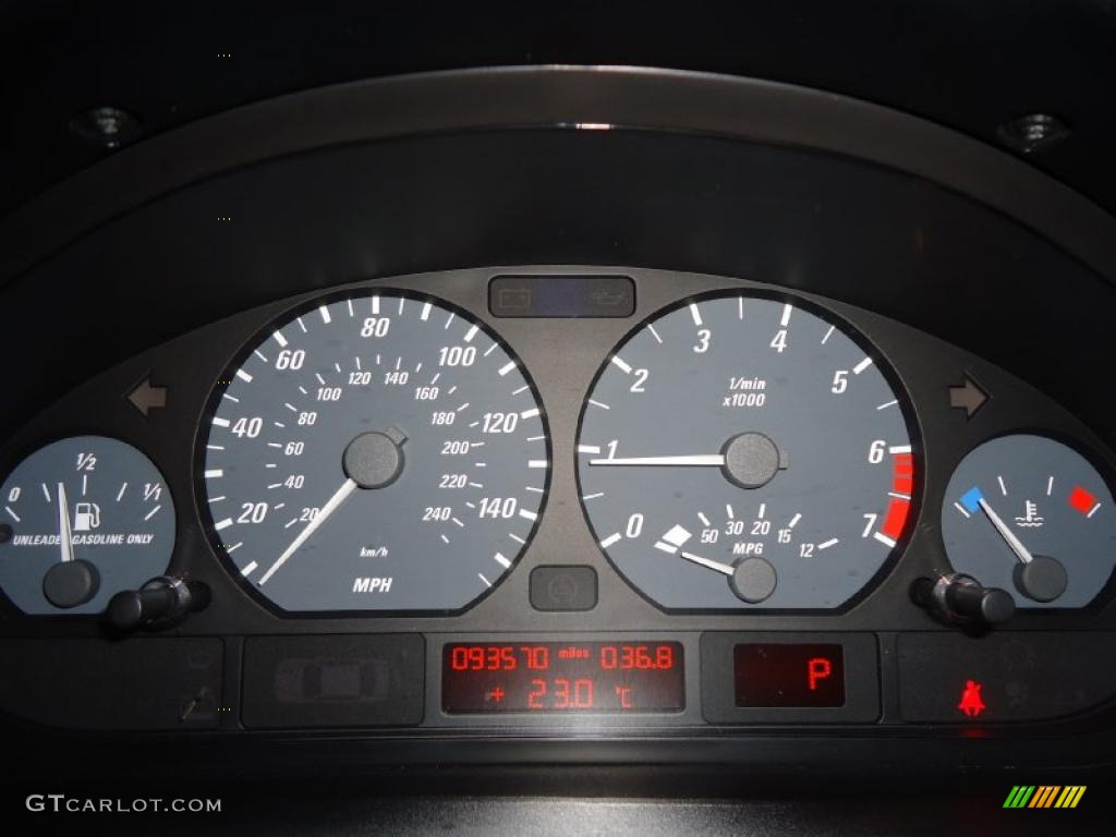 2001 3 Series 325i Convertible - Titanium Silver Metallic / Black photo #23