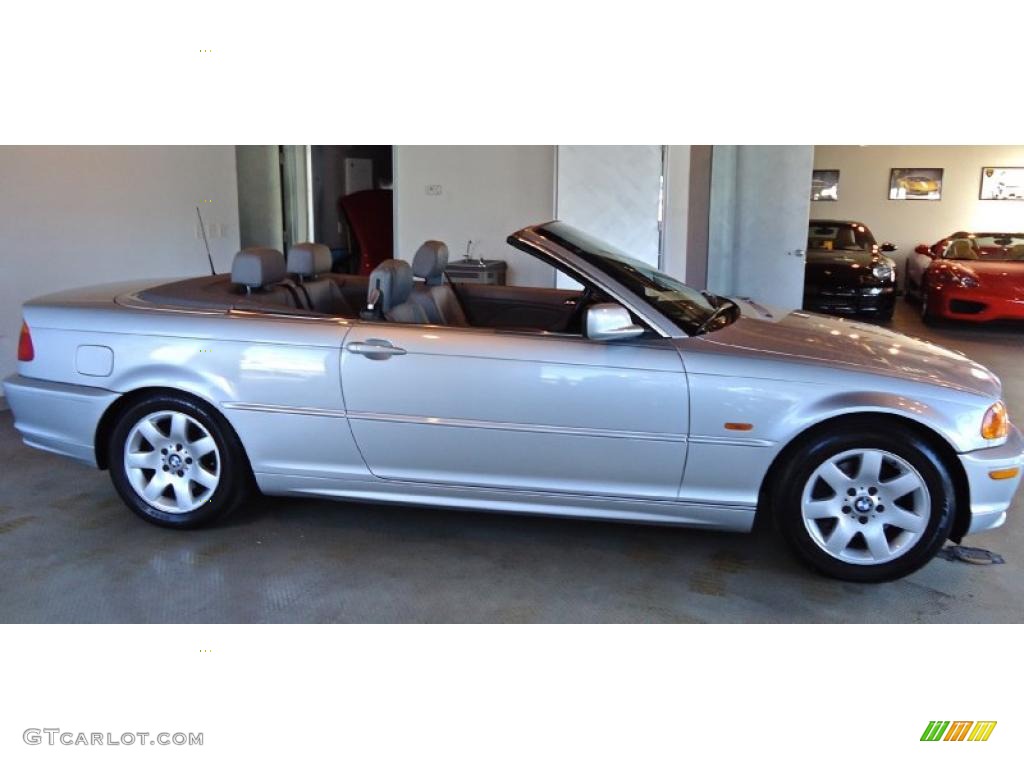 2001 3 Series 325i Convertible - Titanium Silver Metallic / Black photo #30