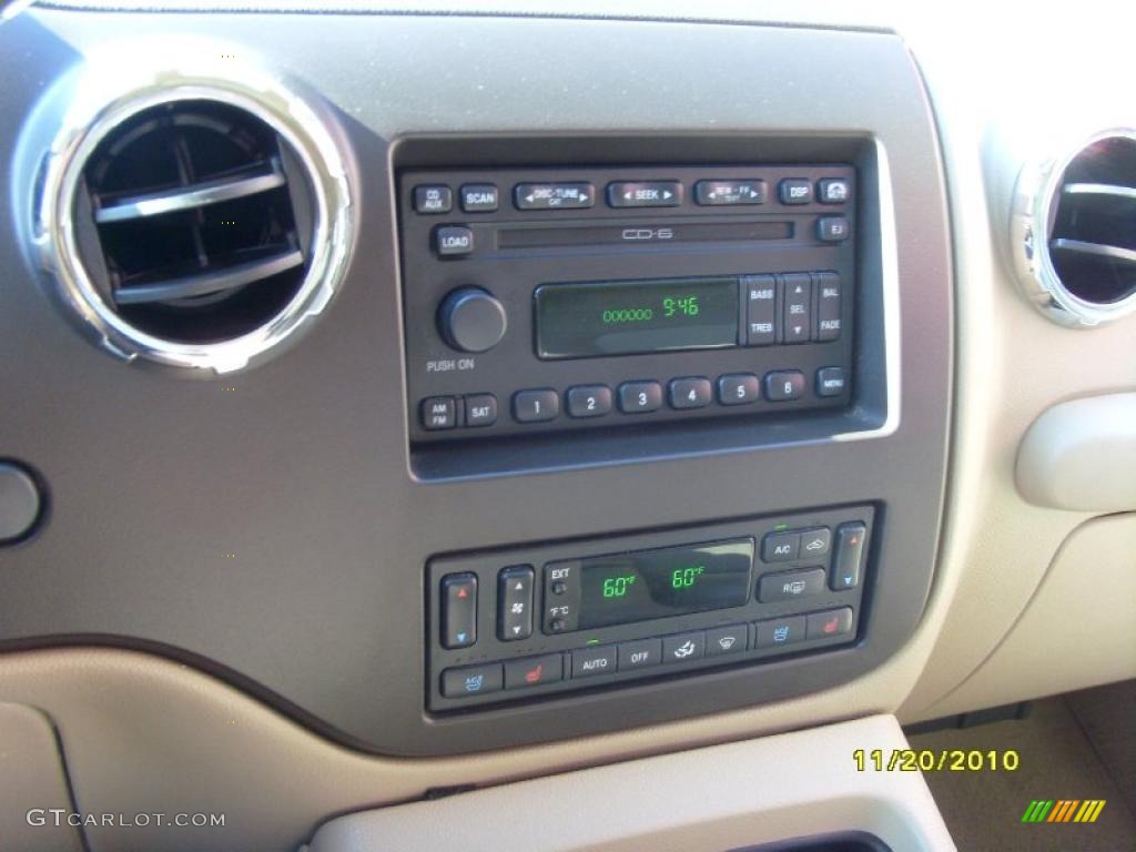 2005 Ford Expedition Eddie Bauer Controls Photo #40467423