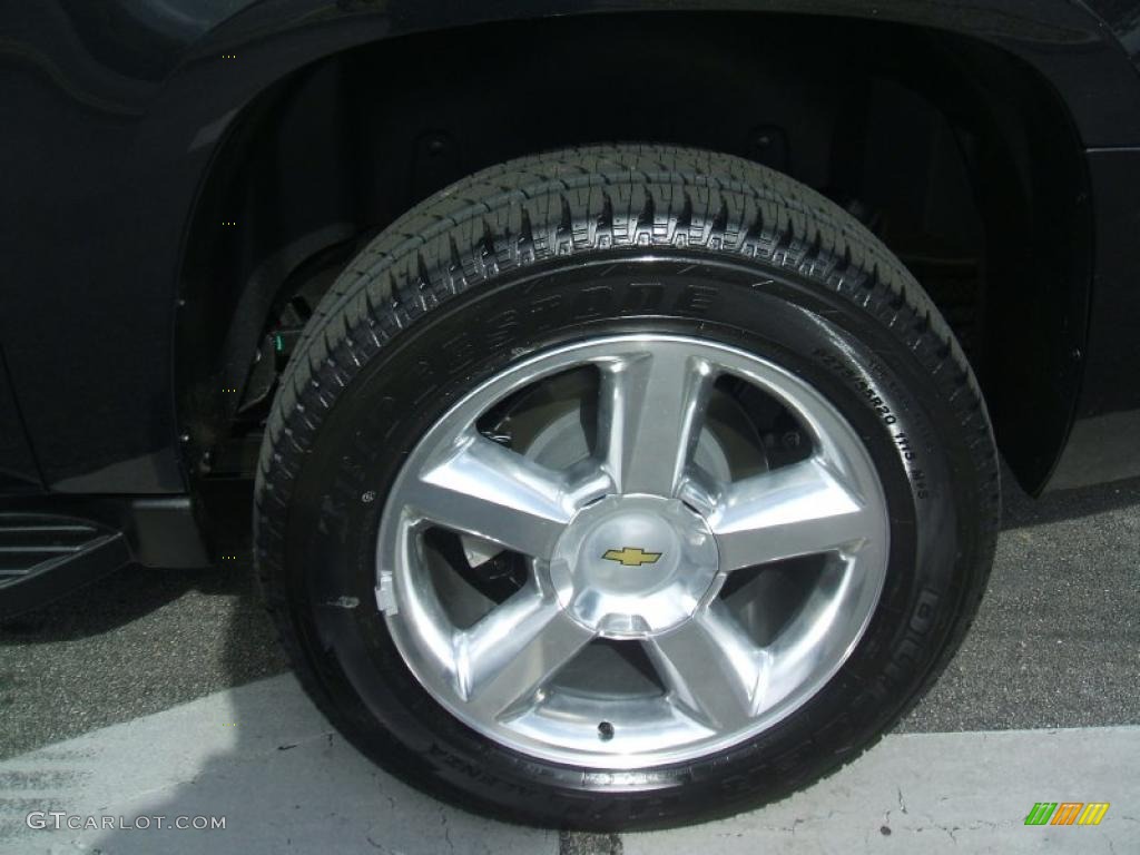 2011 Chevrolet Suburban LT Wheel Photo #40468035