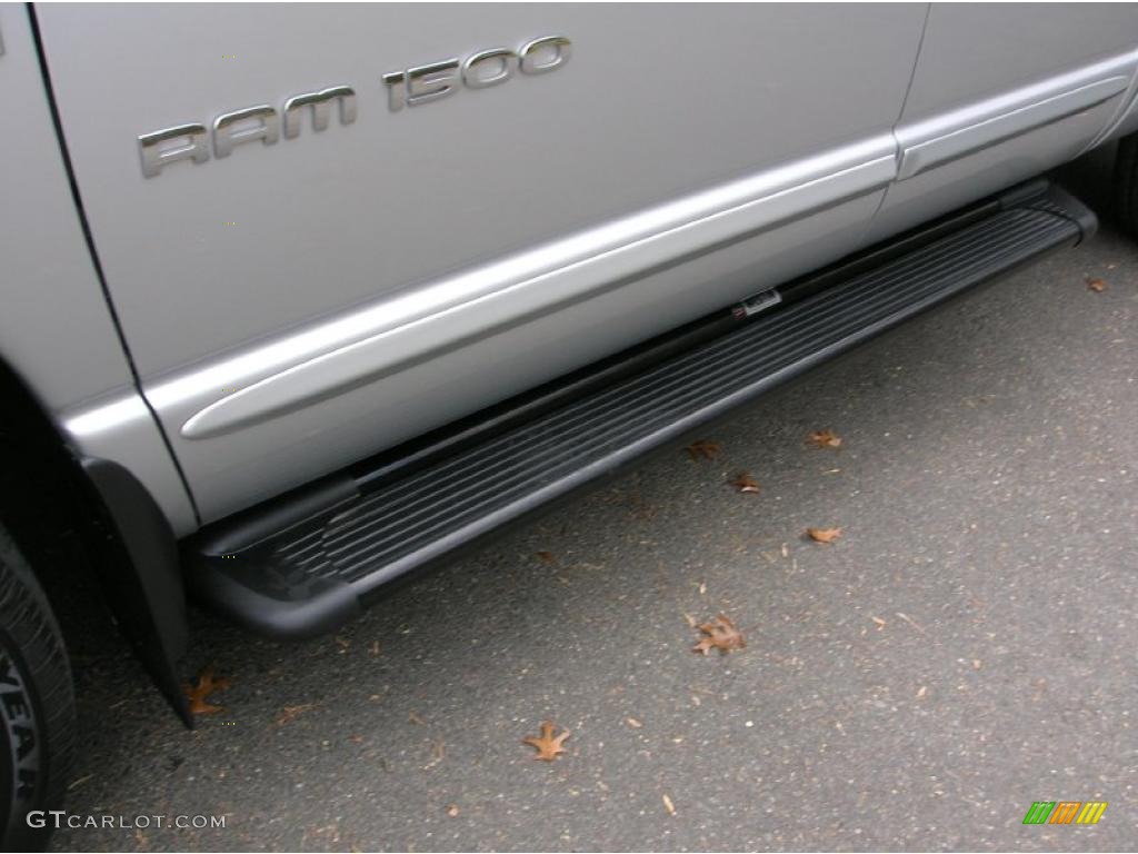 2006 Ram 1500 SLT Quad Cab - Bright Silver Metallic / Medium Slate Gray photo #24
