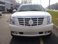 White Diamond - Escalade ESV AWD Photo No. 2