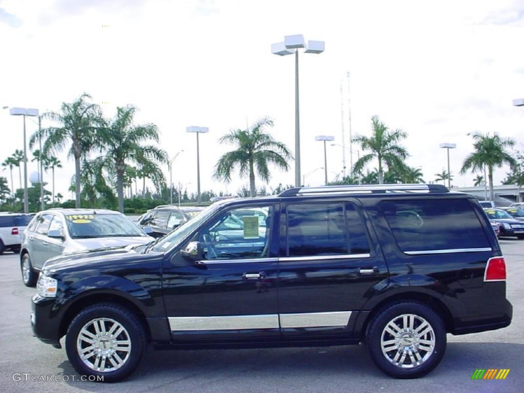 2008 Navigator Luxury - Black / Charcoal Black photo #10