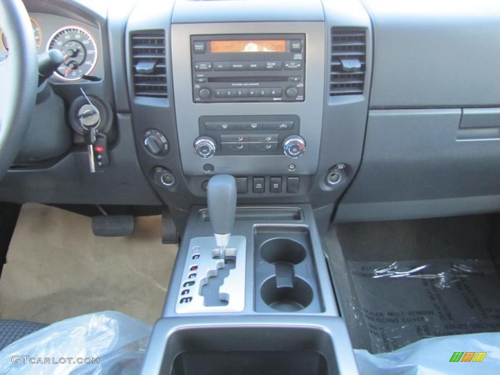 2011 Nissan Titan SV Crew Cab 4x4 Controls Photo #40473625