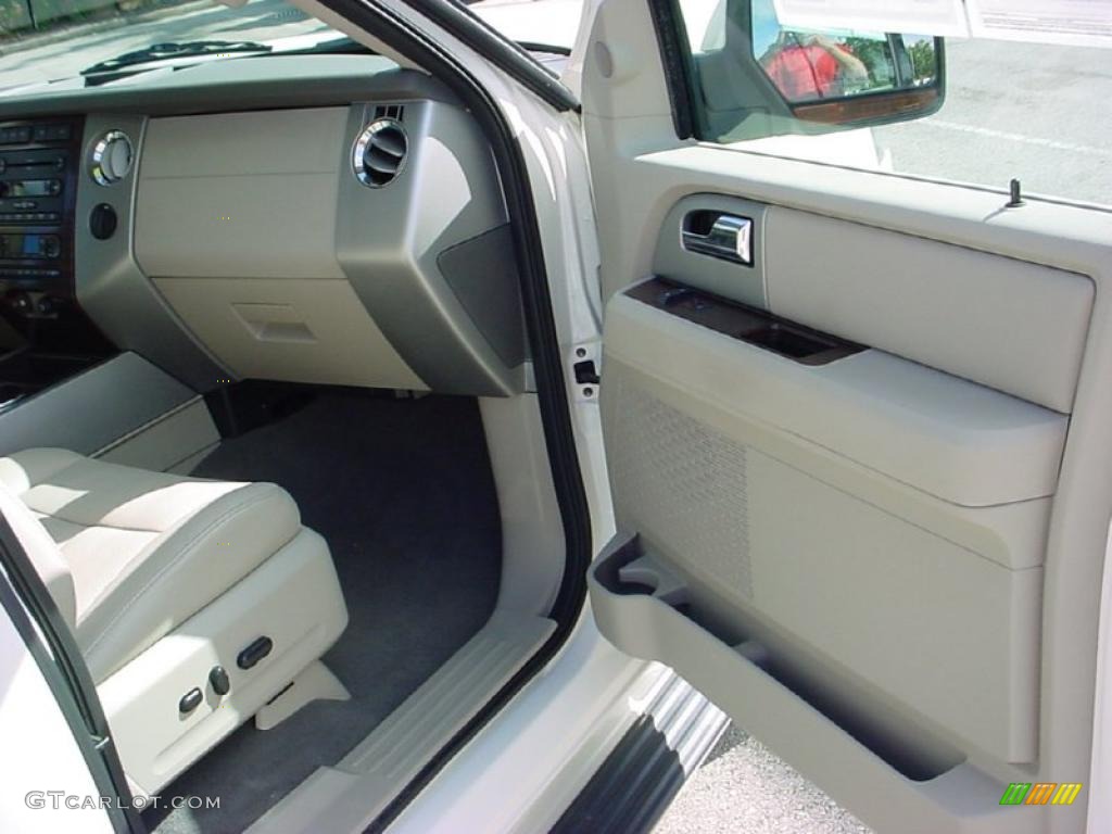 2007 Ford Expedition EL Limited Stone Door Panel Photo #40474225