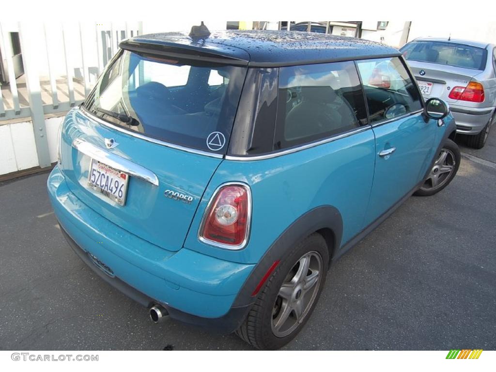 2007 Cooper Hardtop - Oxygen Blue / Carbon Black/Black photo #2