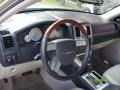 Linen Gold Metallic - 300 C HEMI Photo No. 7
