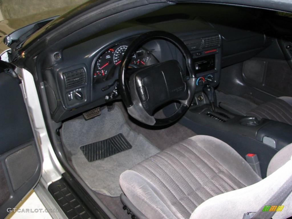 Dark Gray Interior 1999 Chevrolet Camaro Coupe Photo #40484618