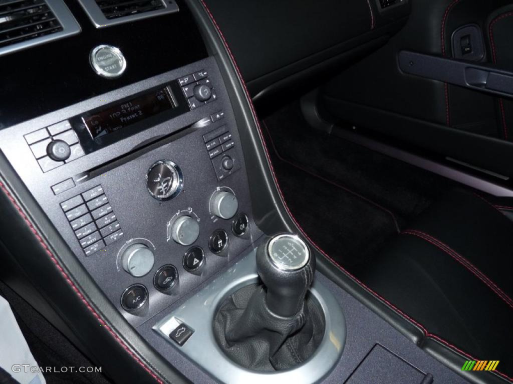 2007 Aston Martin V8 Vantage Coupe 6 Speed Manual Transmission Photo #40487550