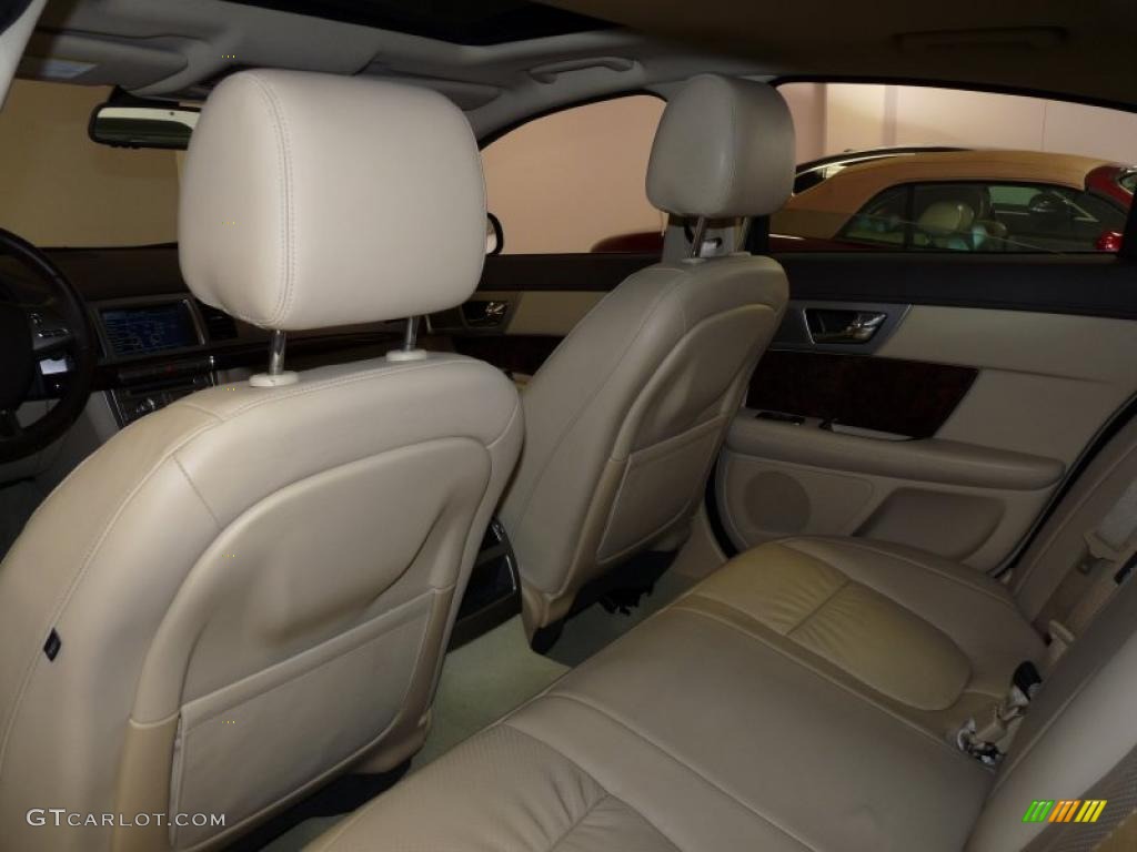 Barley/Truffle Interior 2009 Jaguar XF Premium Luxury Photo #40488530