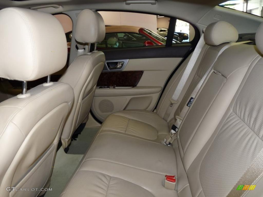 Barley/Truffle Interior 2009 Jaguar XF Premium Luxury Photo #40488546