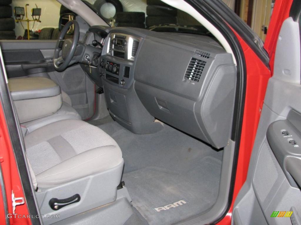 2007 Ram 1500 ST Quad Cab 4x4 - Flame Red / Medium Slate Gray photo #8
