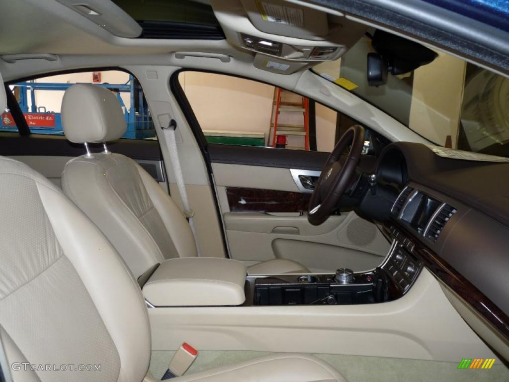 Barley/Truffle Interior 2009 Jaguar XF Premium Luxury Photo #40488665