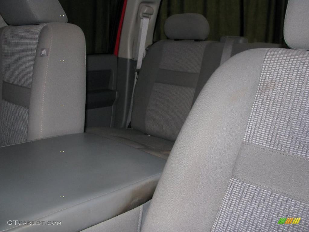 2007 Ram 1500 ST Quad Cab 4x4 - Flame Red / Medium Slate Gray photo #18