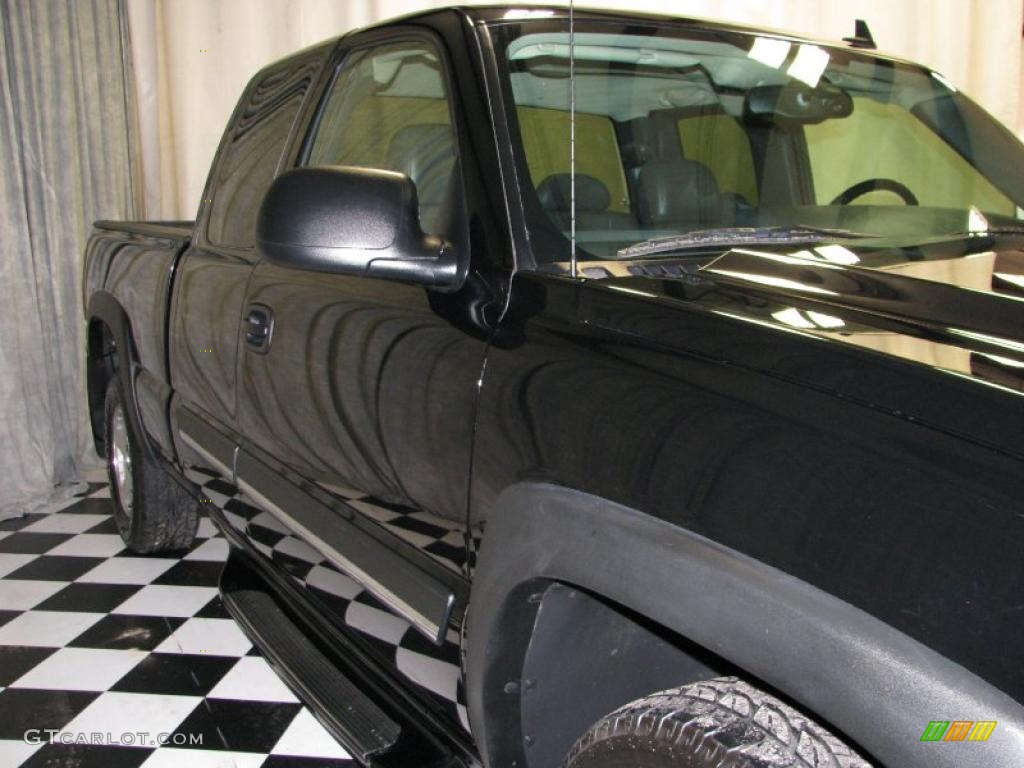 2006 Silverado 1500 Z71 Extended Cab 4x4 - Black / Dark Charcoal photo #9