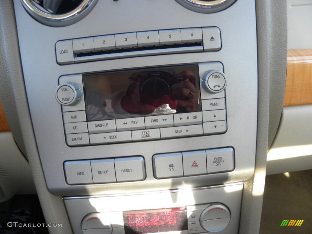 2009 Lincoln MKZ Sedan Controls Photo #40490754