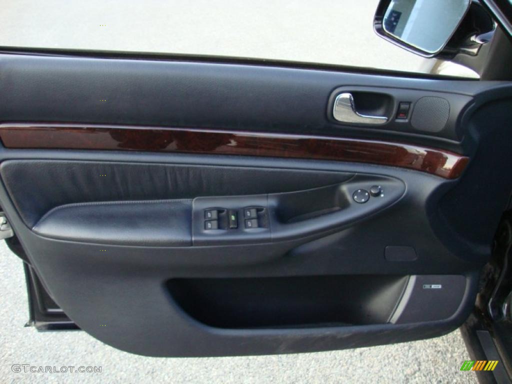 1999 Audi A4 2.8 quattro Sedan Onyx Door Panel Photo #40491062