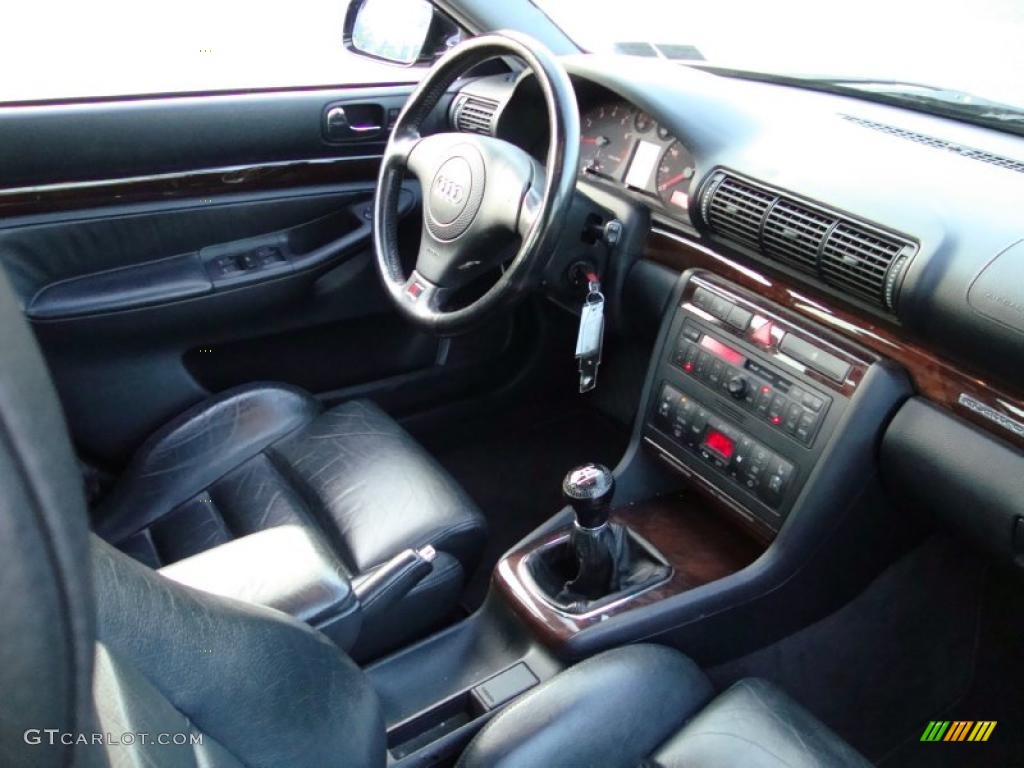 1999 A4 2.8 quattro Sedan - Brilliant Black / Onyx photo #20