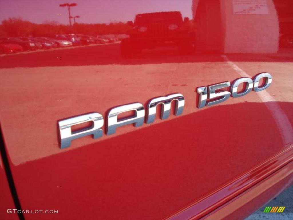 2007 Ram 1500 ST Quad Cab 4x4 - Flame Red / Medium Slate Gray photo #30