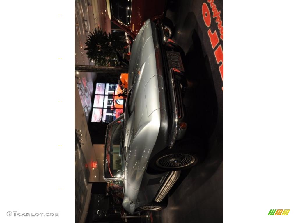 1967 Corvette 427 Convertible - Silver Pearl / Black photo #3