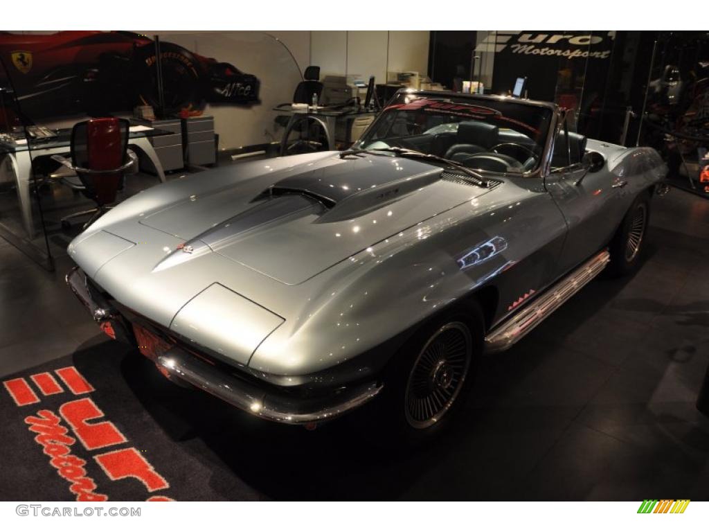 1967 Corvette 427 Convertible - Silver Pearl / Black photo #4