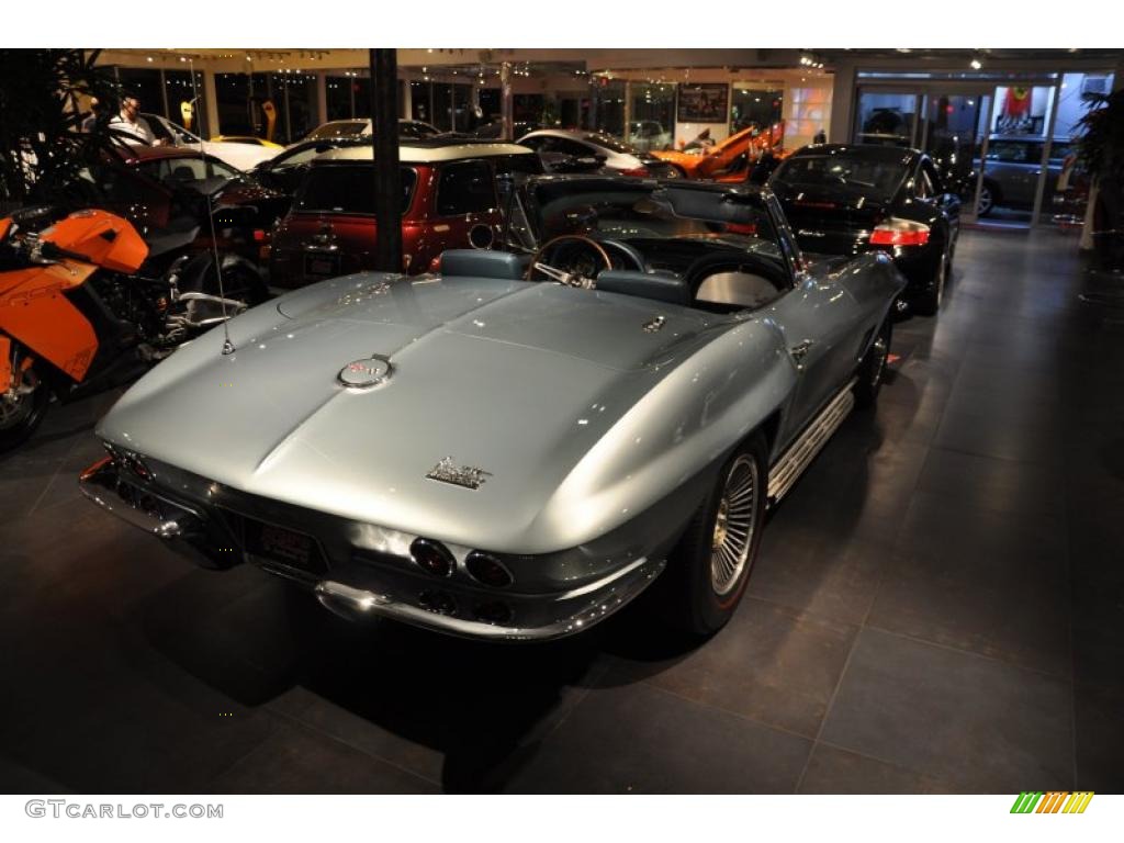 1967 Corvette 427 Convertible - Silver Pearl / Black photo #11