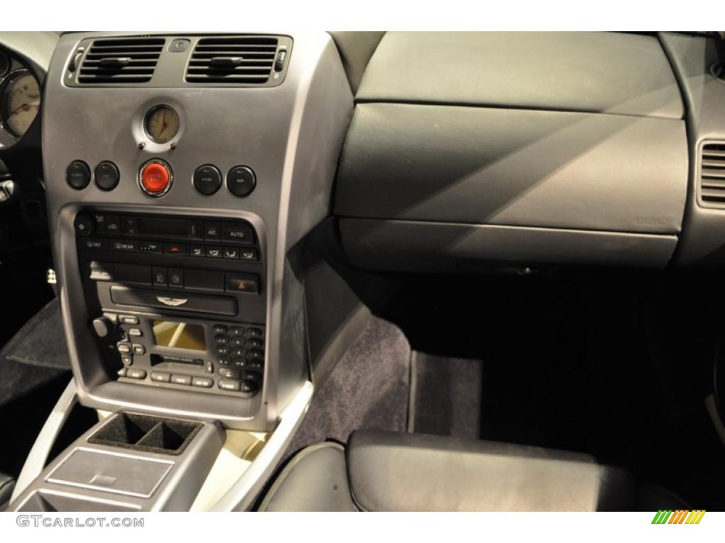 2002 Aston Martin Vanquish Standard Vanquish Model Black Dashboard Photo #40493574