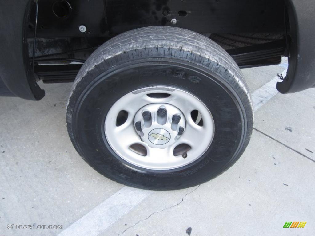 2006 Chevrolet Silverado 2500HD Work Truck Crew Cab Wheel Photo #40495350