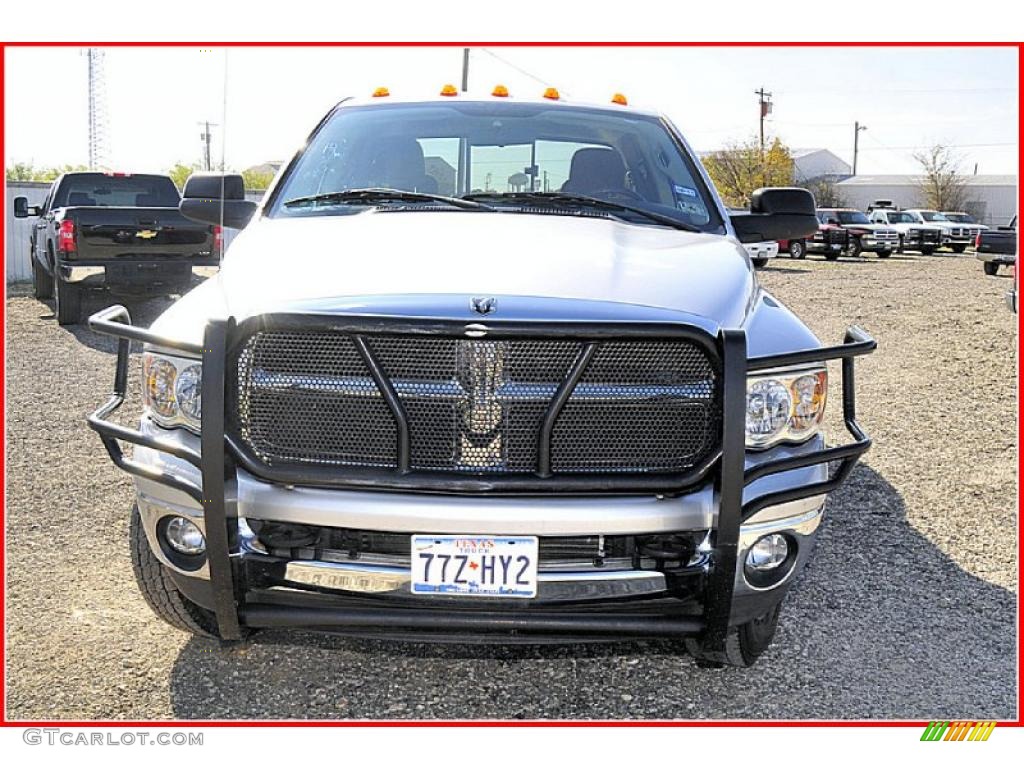 2005 Ram 3500 SLT Quad Cab 4x4 Dually - Bright Silver Metallic / Dark Slate Gray photo #13