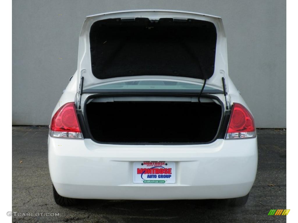2007 Chevrolet Impala LT Trunk Photo #40497786