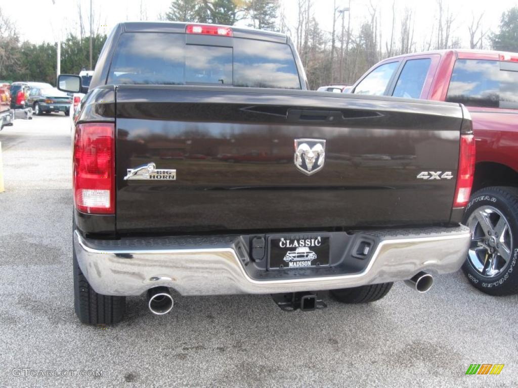 2011 Ram 1500 Big Horn Quad Cab 4x4 - Rugged Brown Pearl / Light Pebble Beige/Bark Brown photo #4