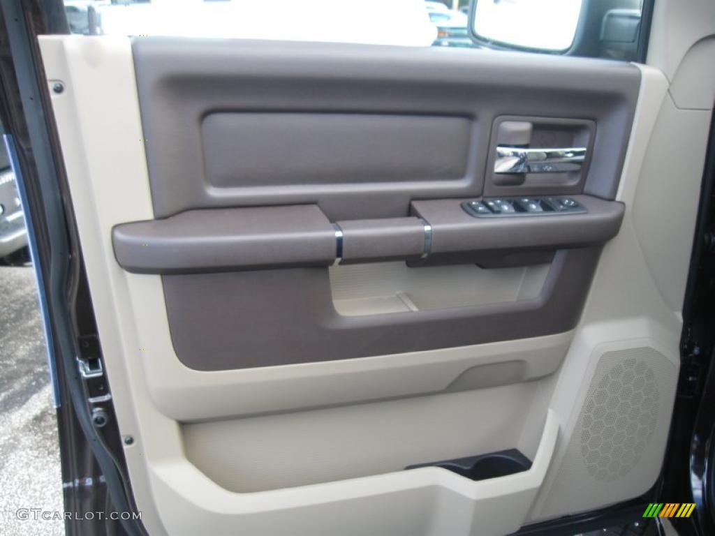 2011 Ram 1500 Big Horn Quad Cab 4x4 - Rugged Brown Pearl / Light Pebble Beige/Bark Brown photo #6