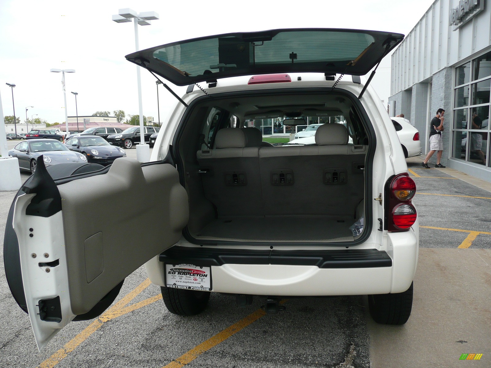 2007 Liberty Limited 4x4 - Stone White / Medium Slate Gray photo #18