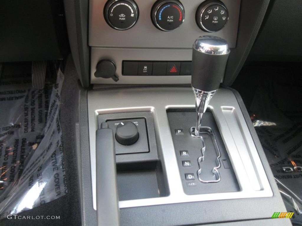 2011 Dodge Nitro Heat 4.0 4x4 5 Speed Automatic Transmission Photo #40500574