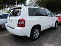 Super White - Highlander V6 Photo No. 3