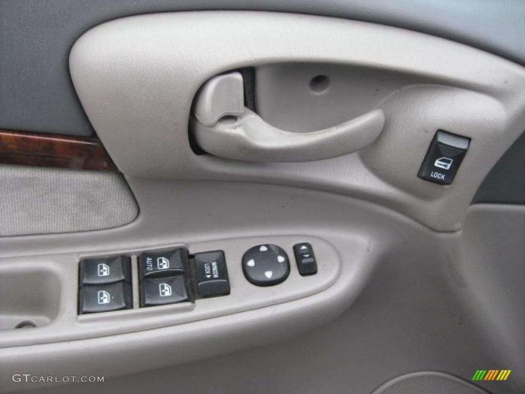 2004 Chevrolet Impala Standard Impala Model Controls Photo #40502726